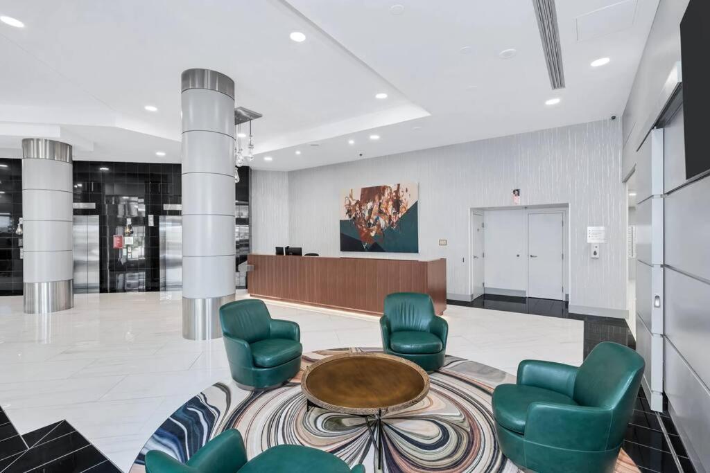 Incredible Apartment With Rooftop In Pentagon City Arlington Exteriör bild