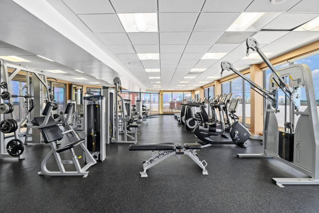 Incredible Apartment With Rooftop In Pentagon City Arlington Exteriör bild